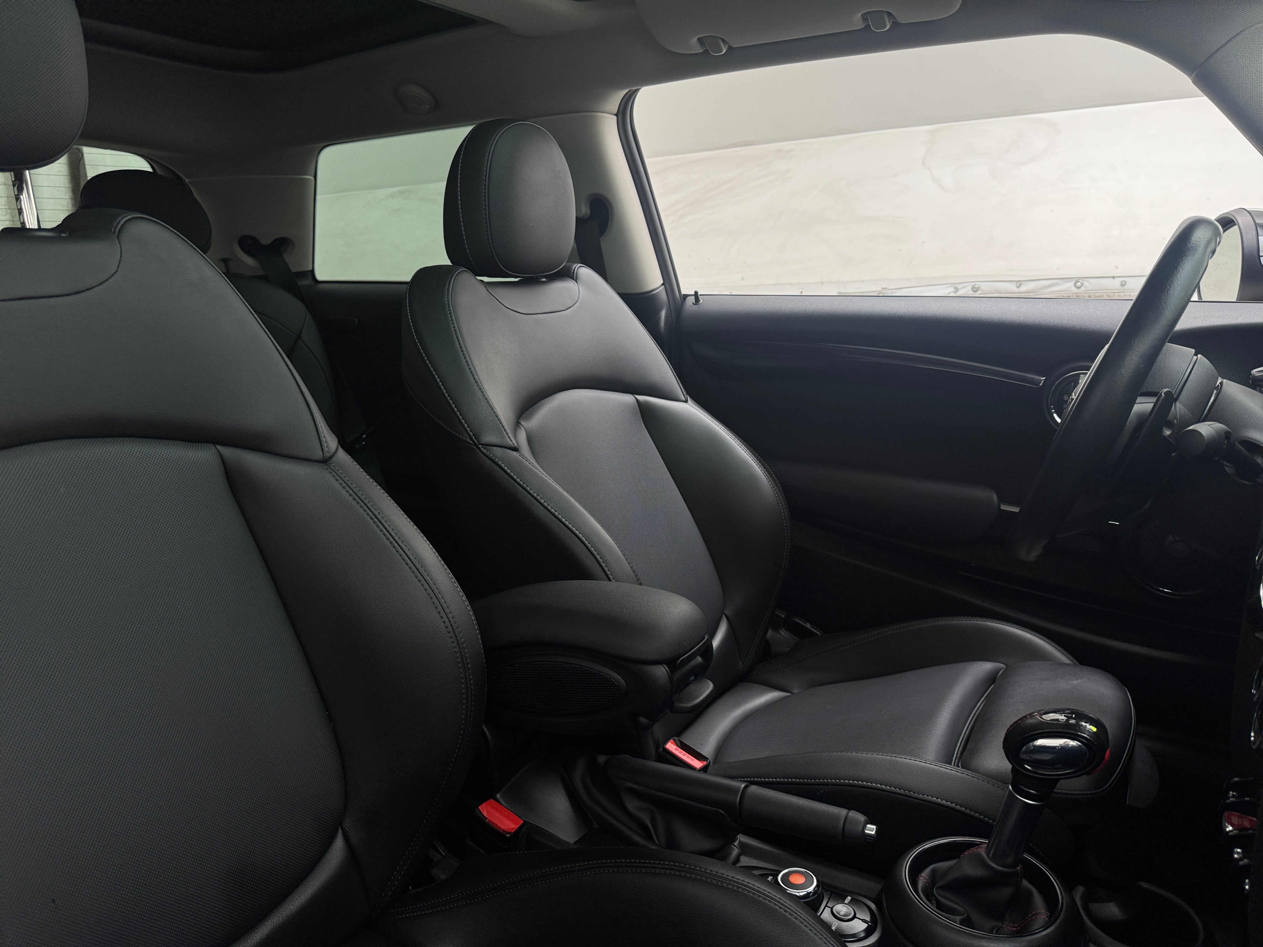 mini hardtop 2 door 2019 WMWXP7C51K2A54585 image mini hardtop 2 door 2019 WMWXP7C51K2A54585 image